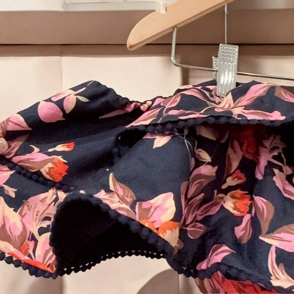 NWT Keepsake the Label Real Love Black Floral Ruffle Blouse Crop Top - Picture 9 of 11